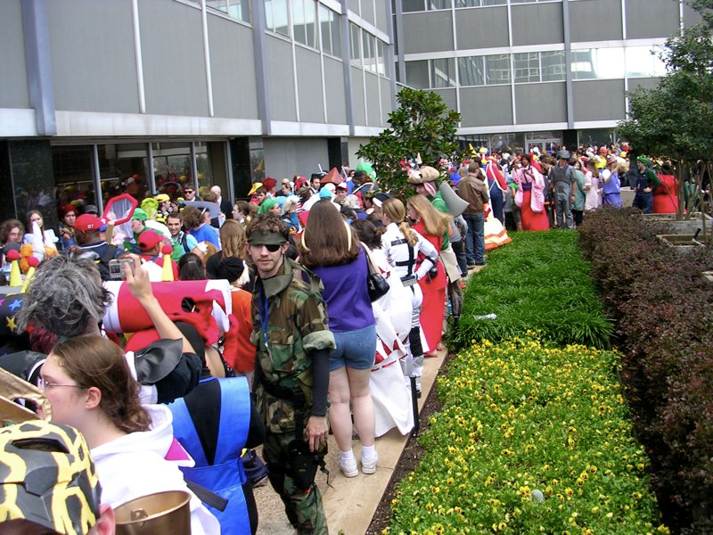 Illustration for article titled Video Game Cosplay Record Brutally Beaten